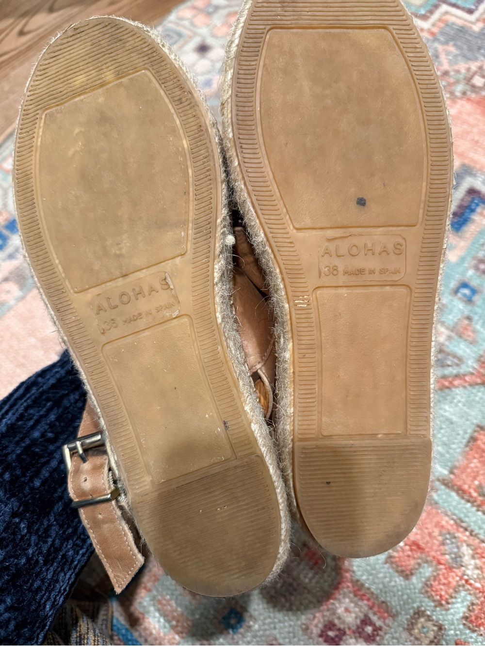 Alohas Women's Brown Leather Cross-Strap Espadrille Sandals - Picture 4 of 4